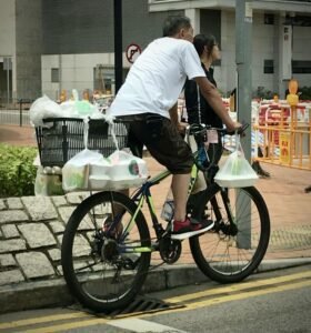 JD com Moves Into Full Time Delivery Riders in Hong Kong